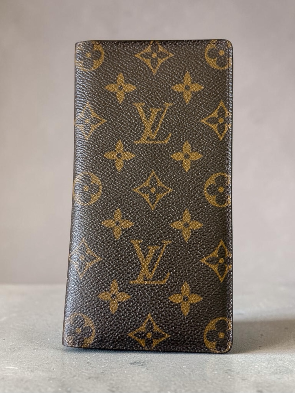 Louis Vuitton Monogram Canvas wallet in Brown and Gold